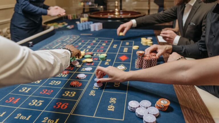 The Fascinating World of Casino Slots: Strategies and Insights