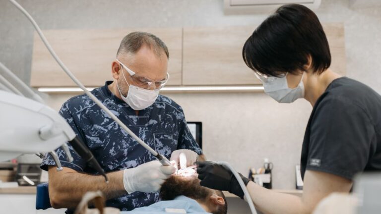 Essential Insights into Choosing the Right Dental Clinic
