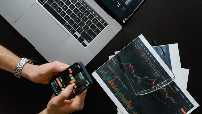 Navigating the World of Online Stock Brokers: A Comprehensive Guide