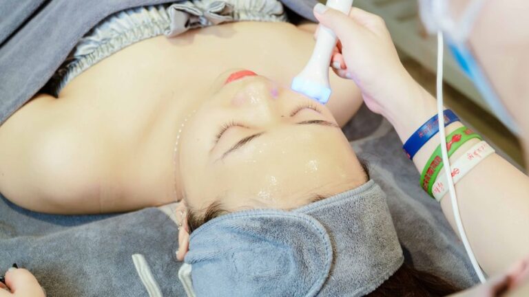 肌に優しい美肌治療、ハイドラフェイシャルの魅力