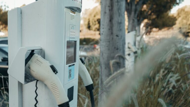La guía completa para la instalación de puntos de recarga eléctrica