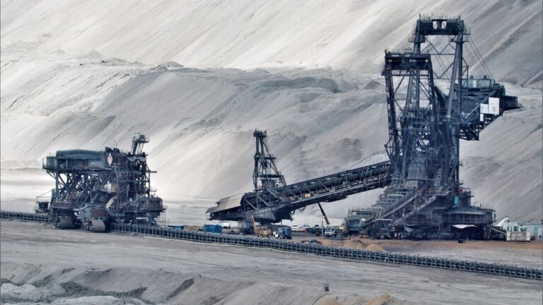 mining equipment supplier