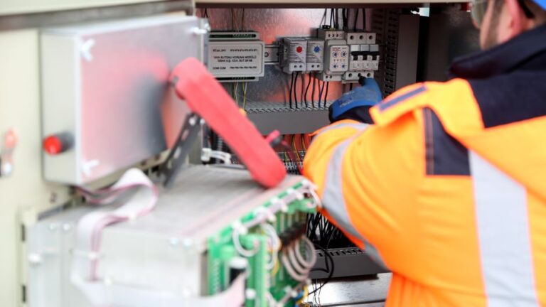 La guía definitiva para el instalador de electrónica náutica