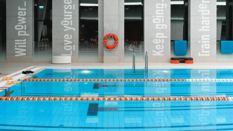 limpieza piscinas