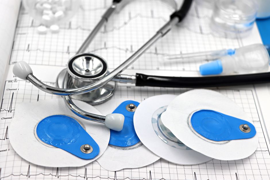 defibrillator supplier