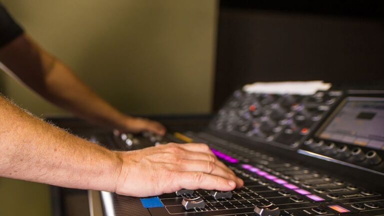 Maximizing Your Music Production: The Benefits of Recording Studio Rentals